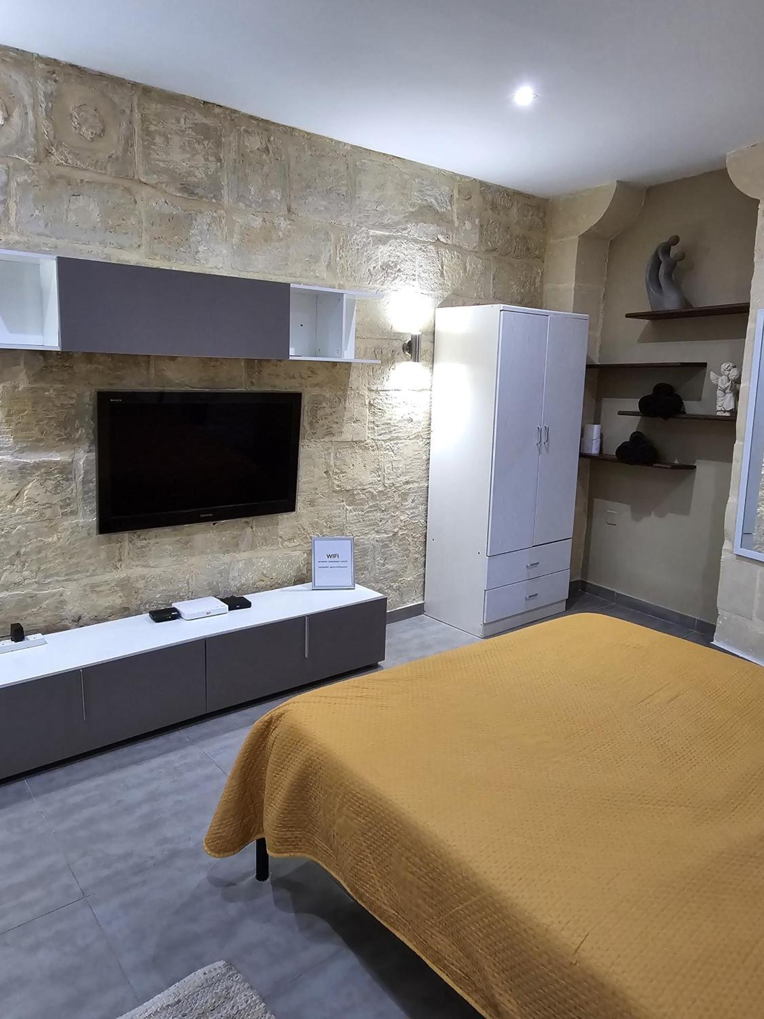 Hotel Sqaq Numru 1 Accomodation Rabat Exterior foto